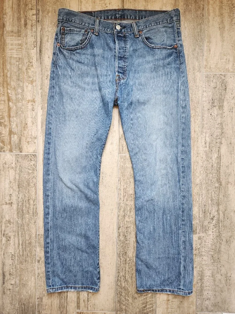 Levi's 501 Original Fit Button Fly Medium Wash Distressed Denim Jeans 33x30